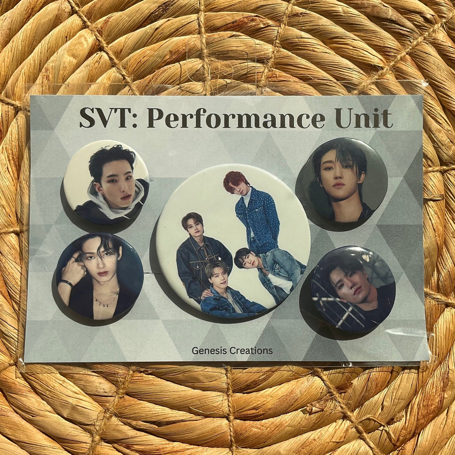 Seventeen group Button sets